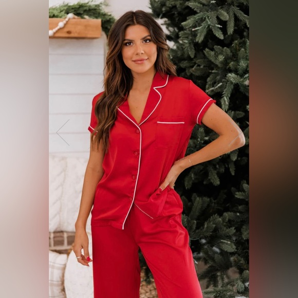 🚨FINAL PRICE🚨PINK LILY GOODNIGHT WISH SATIN RED PAJAMA BLOUSE - Picture 1 of 6